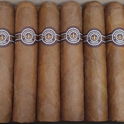 Lot 94 - Montecristo Petit Edmundo