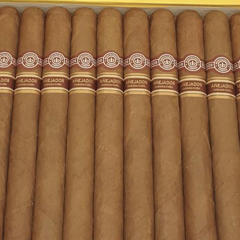 Lot 95 - Montecristo Churchills Anejados